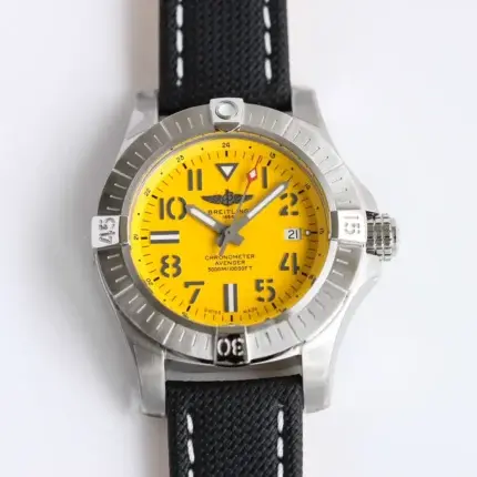 Breitling Avenger Automatic 45 Seawolf Yellow